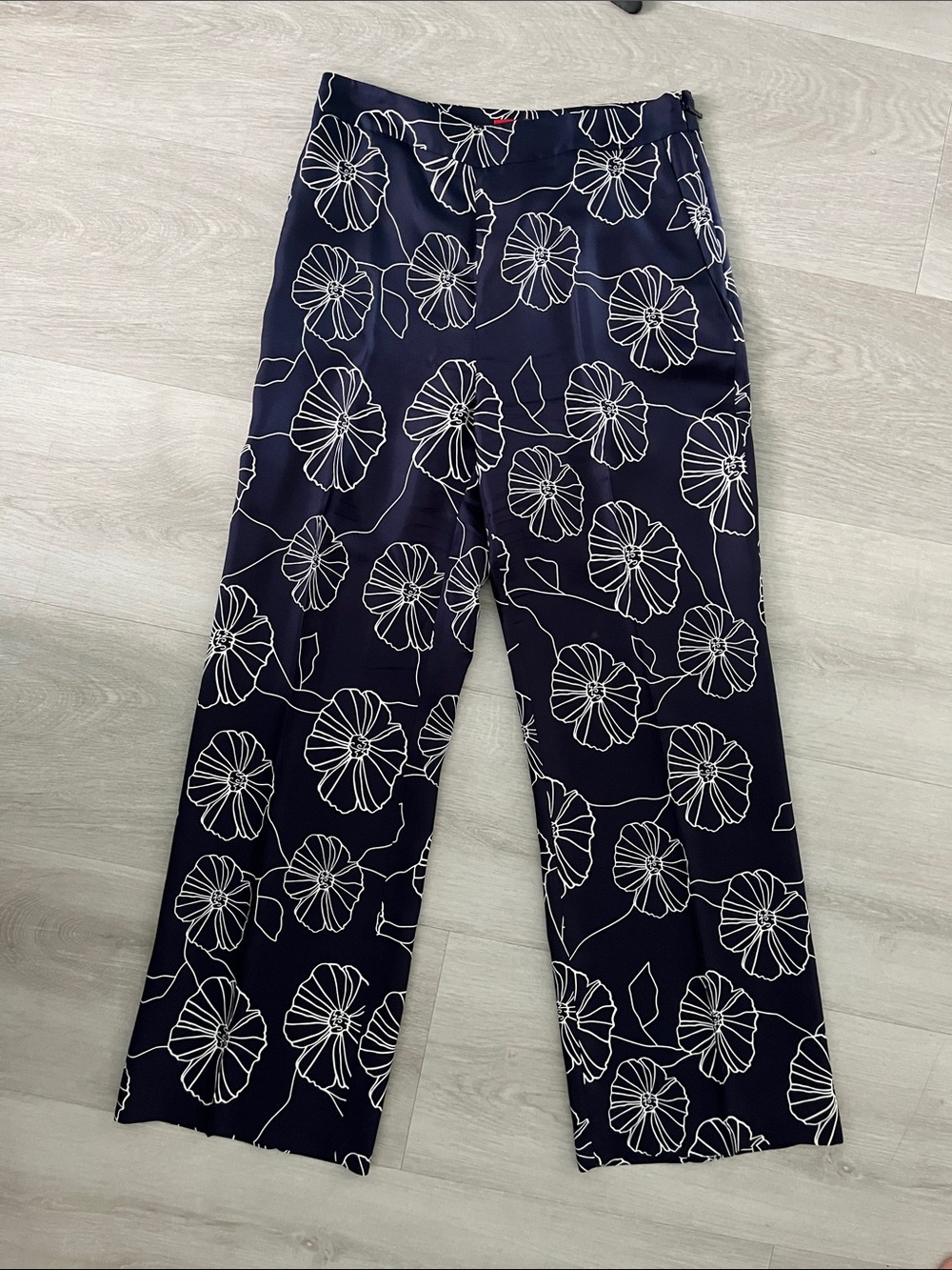 Carolina Herrera Navy Straight-Leg Floral Print Pants